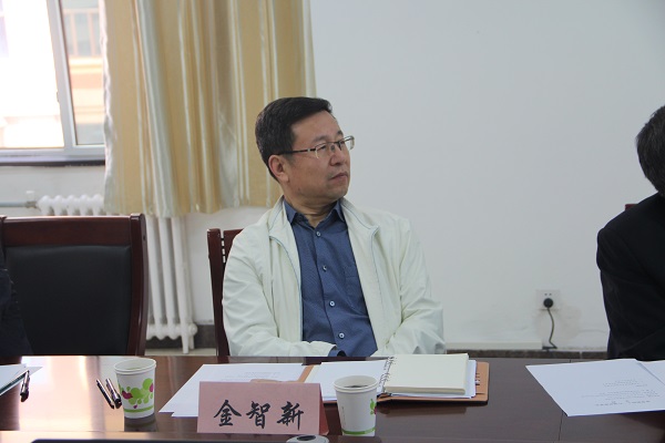 金智新院士到我校华人策略研究论坛调研 金智新院士到我校华人策略研究论坛调研